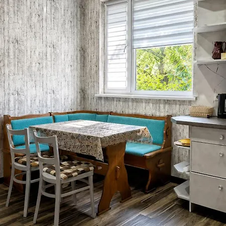 Holiday home хата над гуком